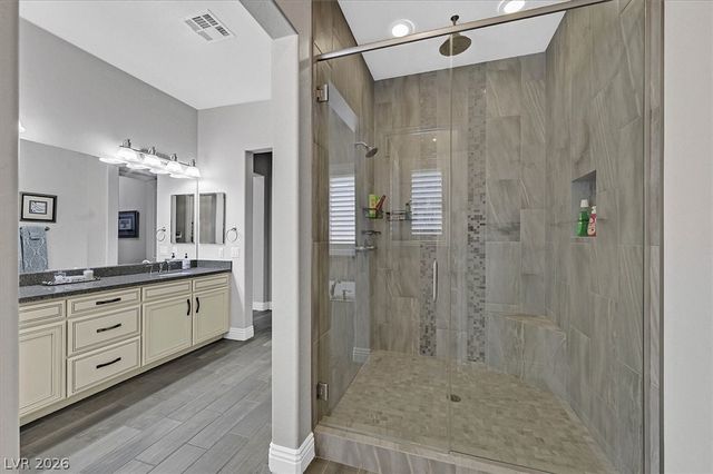 9812 Guiding Light Avenue, Las Vegas, NV 89149