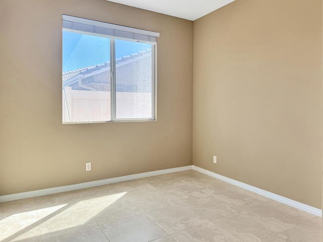 11693 Mountain Hawk Lane, Desert Hot Springs, CA 92240