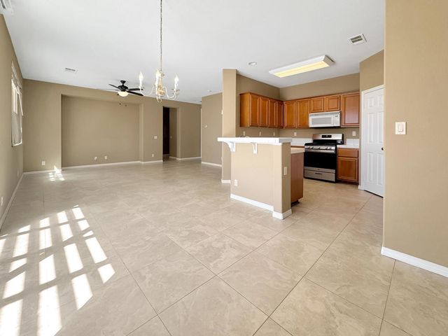 11693 Mountain Hawk Lane, Desert Hot Springs, CA 92240