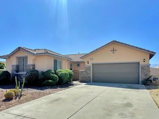 11693 Mountain Hawk Lane, Desert Hot Springs, CA 92240