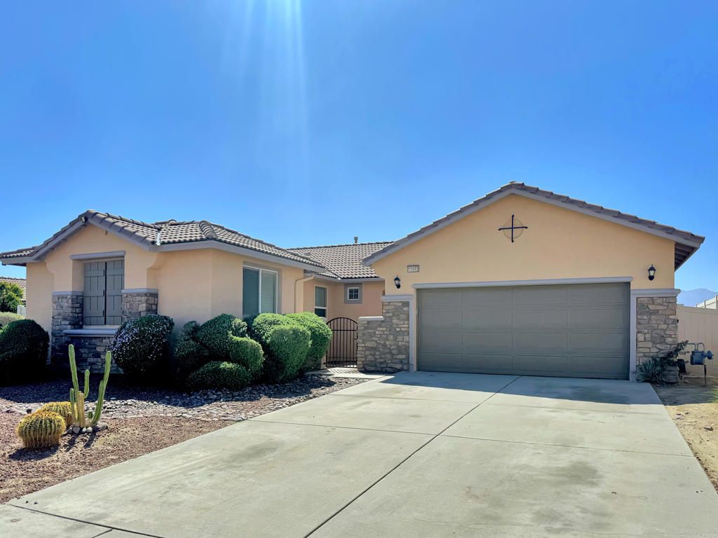11693 Mountain Hawk Lane, Desert Hot Springs, CA 92240