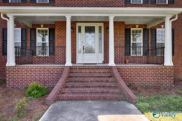 1485 Thompson Falls Road, Guntersville, AL 35976