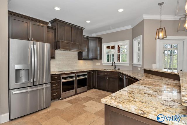 1485 Thompson Falls Road, Guntersville, AL 35976