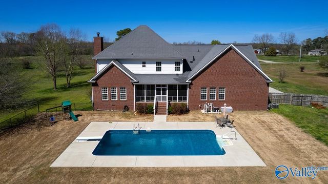 1485 Thompson Falls Road, Guntersville, AL 35976