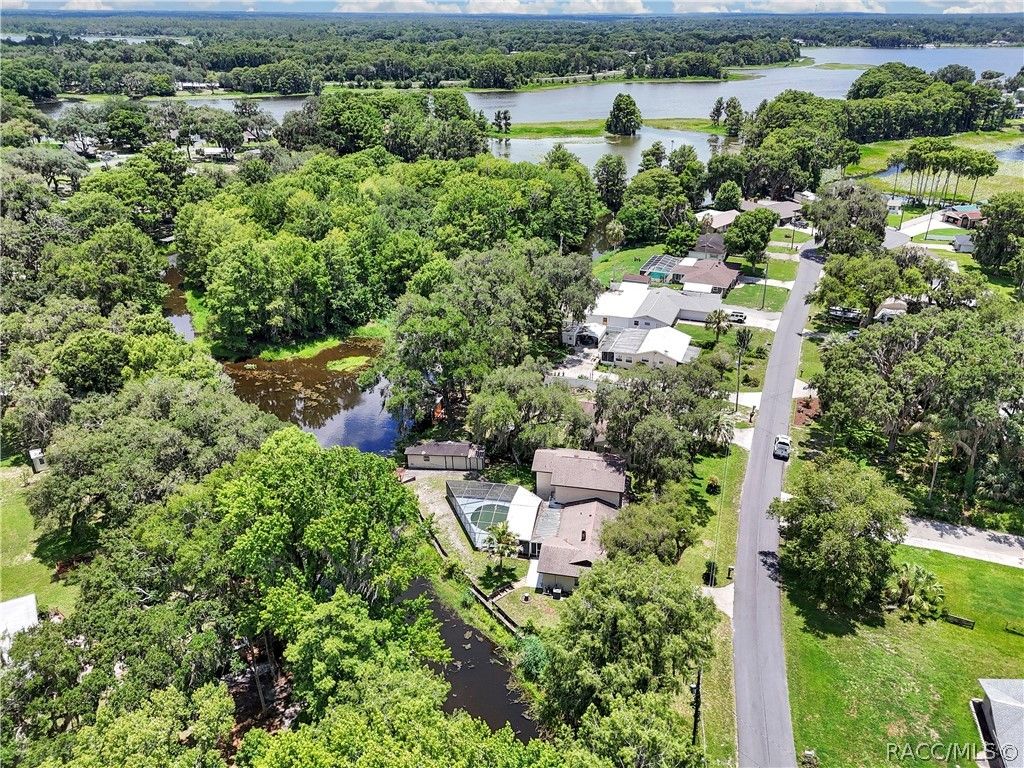 1105 S Waterview Drive, Inverness, FL 34450