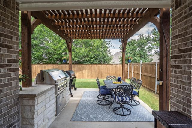3316 Discovery Drive, Little Elm, TX 75068