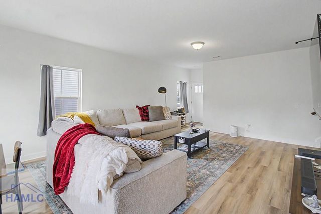 1246 Grayson Avenue, Hinesville, GA 31313