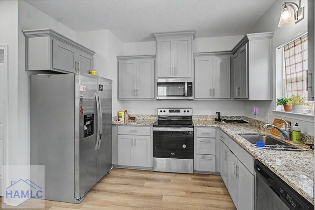 1246 Grayson Avenue, Hinesville, GA 31313