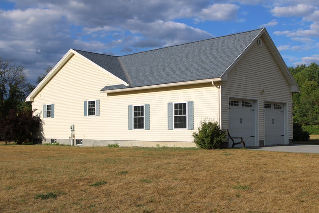 71 Cobb Lane, Clarendon, VT 05959