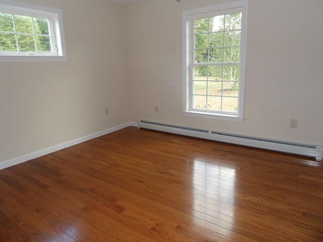 71 Cobb Lane, Clarendon, VT 05959