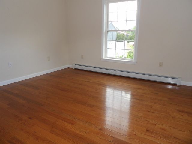 71 Cobb Lane, Clarendon, VT 05959