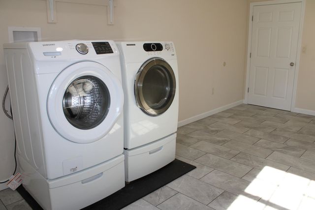 71 Cobb Lane, Clarendon, VT 05959