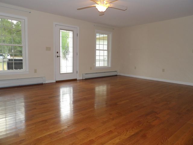 71 Cobb Lane, Clarendon, VT 05959