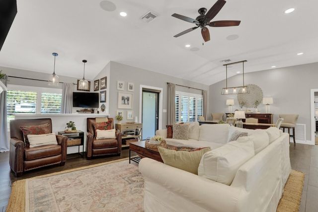 2713 NE 21st Avenue, Fort Lauderdale, FL 33306