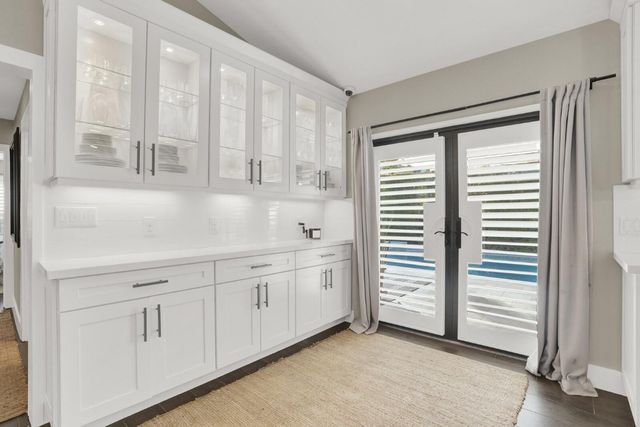 2713 NE 21st Avenue, Fort Lauderdale, FL 33306