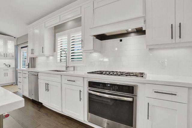 2713 NE 21st Avenue, Fort Lauderdale, FL 33306