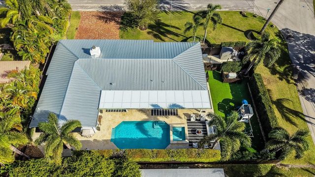 2713 NE 21st Avenue, Fort Lauderdale, FL 33306
