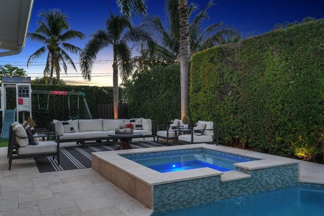 2713 NE 21st Avenue, Fort Lauderdale, FL 33306