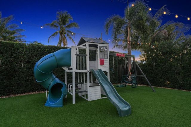 2713 NE 21st Avenue, Fort Lauderdale, FL 33306