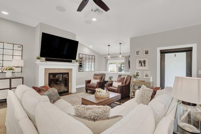 2713 NE 21st Avenue, Fort Lauderdale, FL 33306