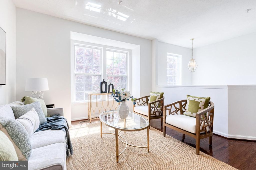 Image 14 of property listing at 5048 KEMSLEY CT, Baltimore, MD 21237