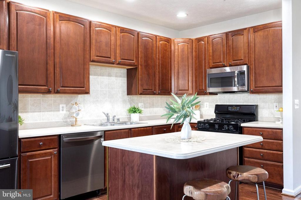 Image 21 of property listing at 5048 KEMSLEY CT, Baltimore, MD 21237