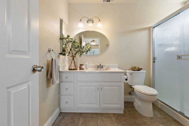 6728 Palmtree Ct, Fair Oaks, CA 95628