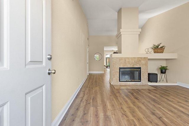 6728 Palmtree Ct, Fair Oaks, CA 95628