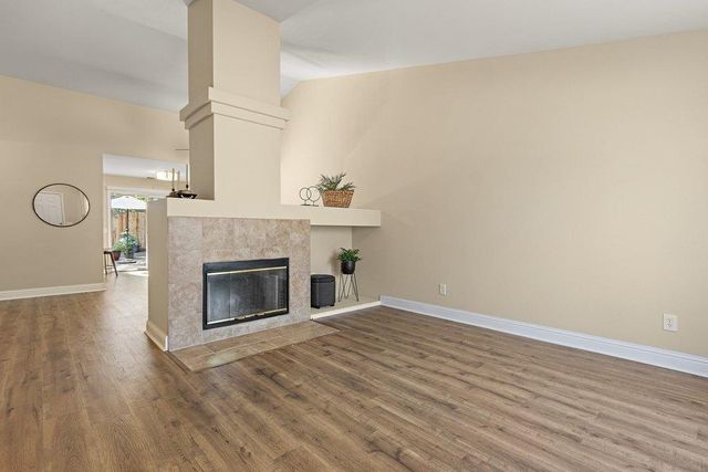 6728 Palmtree Ct, Fair Oaks, CA 95628