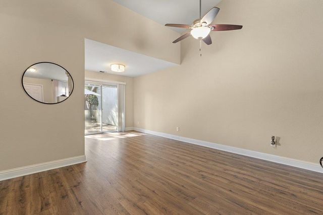 6728 Palmtree Ct, Fair Oaks, CA 95628