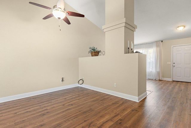 6728 Palmtree Ct, Fair Oaks, CA 95628