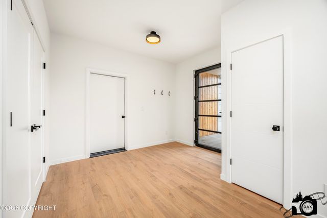 1060 N Hickory Street, Wasilla, AK 99654