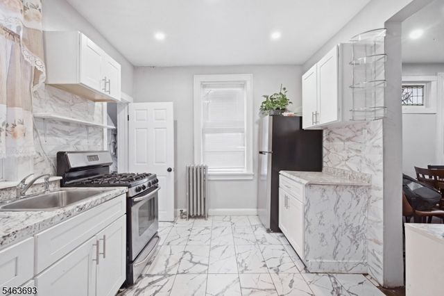 1134 Grove St, Irvington Twp., NJ 07111