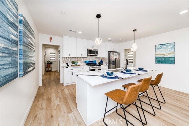 539 W Amerige Avenue, Fullerton, CA 92832