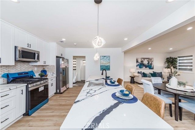 539 W Amerige Avenue, Fullerton, CA 92832