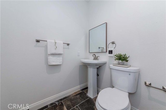 539 W Amerige Avenue, Fullerton, CA 92832