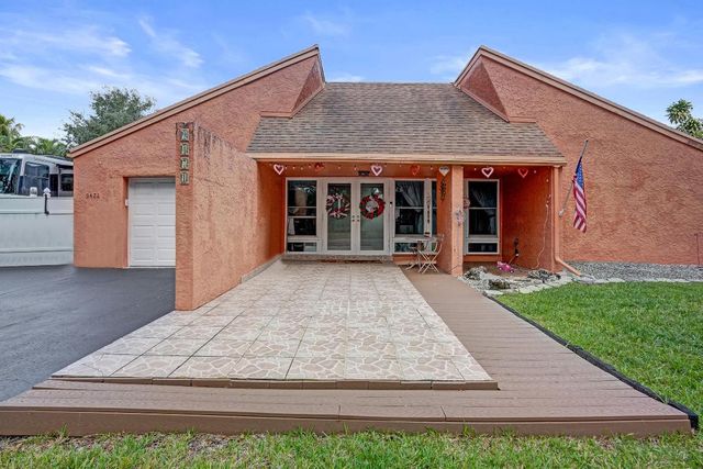 9471 SW 49th Place, Cooper City, FL 33328