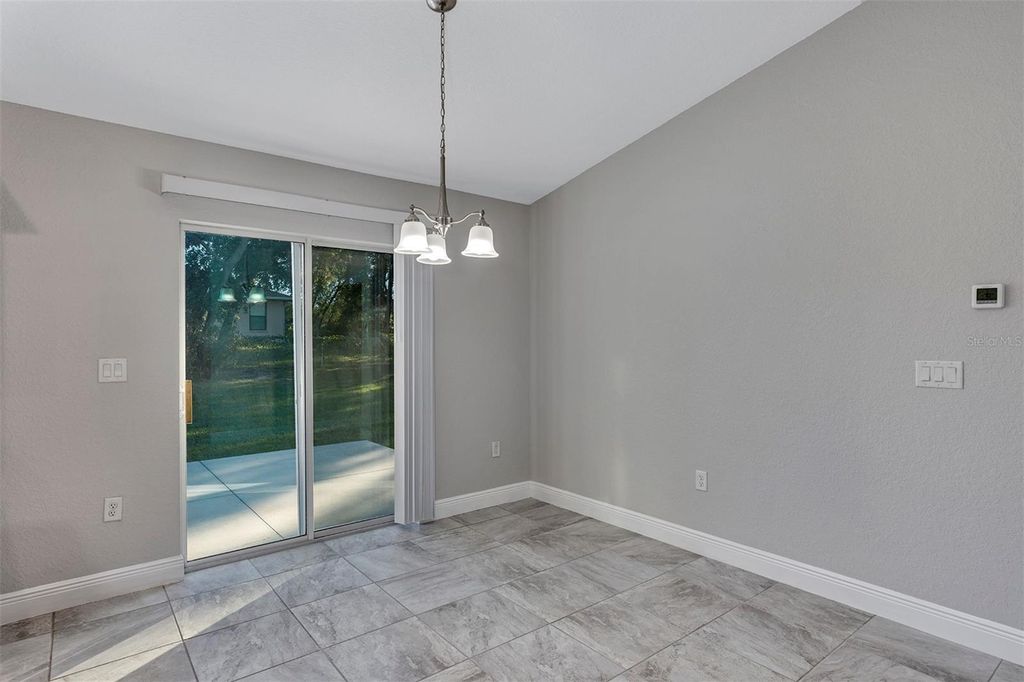 Image 18 of property listing at 4094 SW 132ND LANE, Ocala, FL 34473