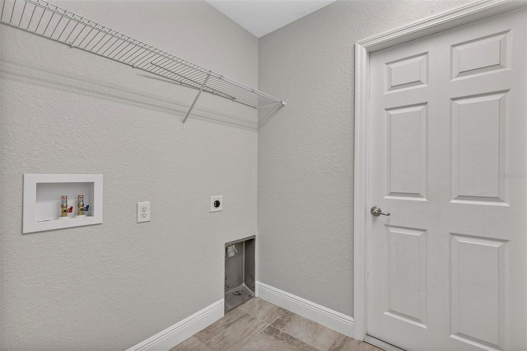 Image 33 of property listing at 4094 SW 132ND LANE, Ocala, FL 34473