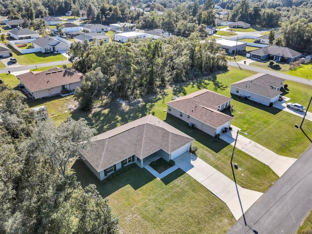 Image 45 of property listing at 4094 SW 132ND LANE, Ocala, FL 34473