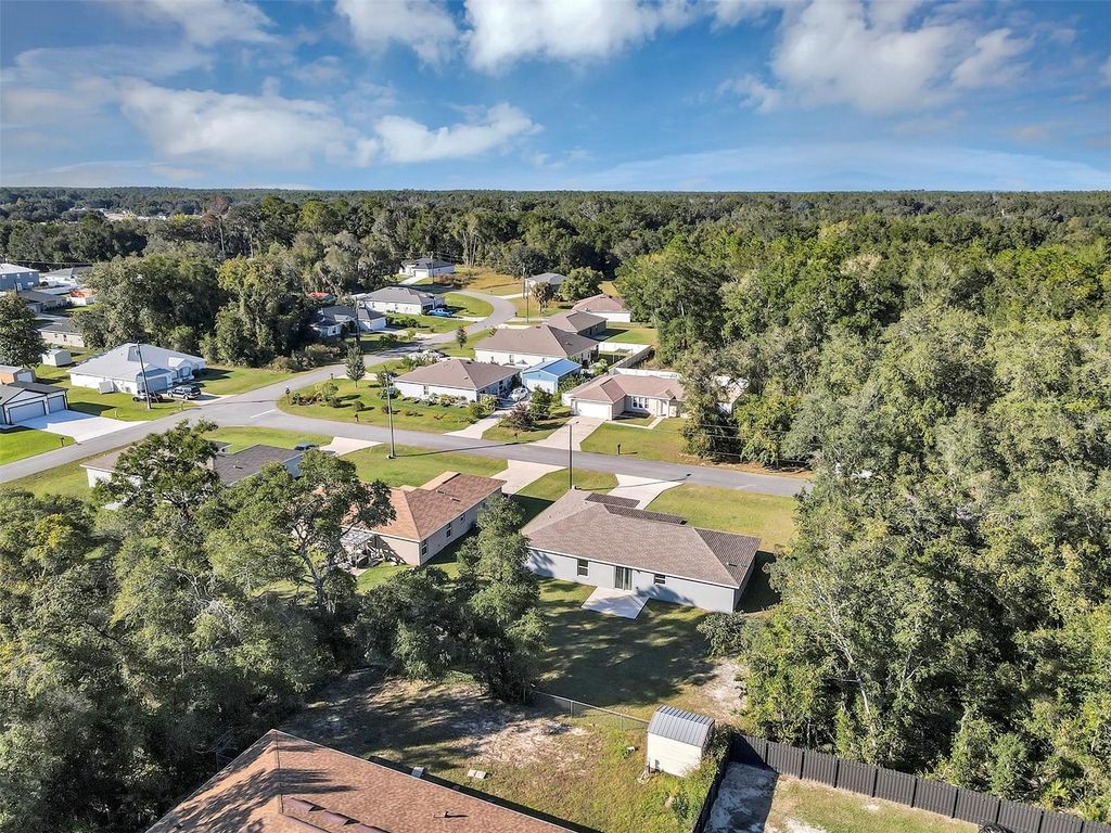 Image 48 of property listing at 4094 SW 132ND LANE, Ocala, FL 34473