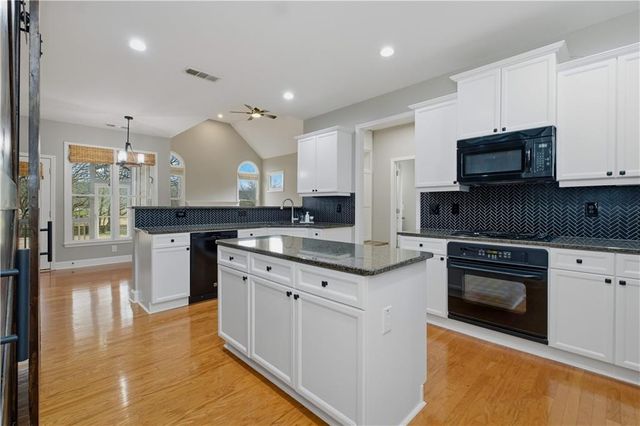 9545 Old Preserve Trail, Ball Ground, GA 30107