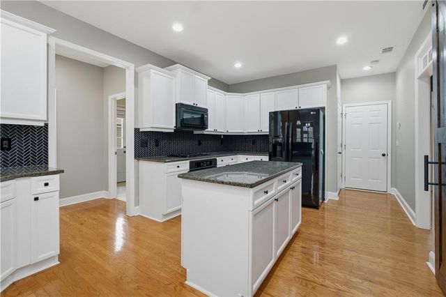 9545 Old Preserve Trail, Ball Ground, GA 30107