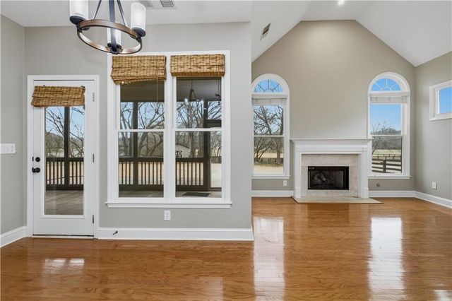 9545 Old Preserve Trail, Ball Ground, GA 30107