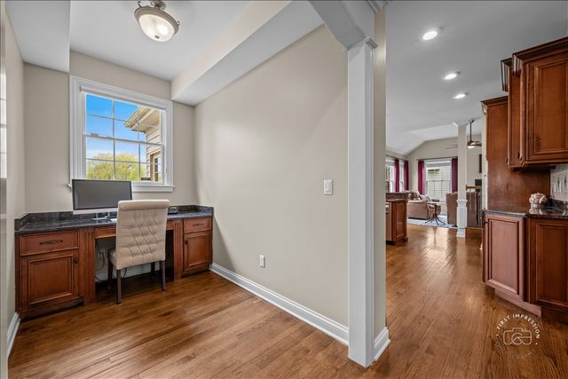 4N734 BLUE LAKE Circle, St. Charles, IL 60175
