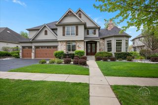 4N734 BLUE LAKE Circle, St. Charles, IL 60175