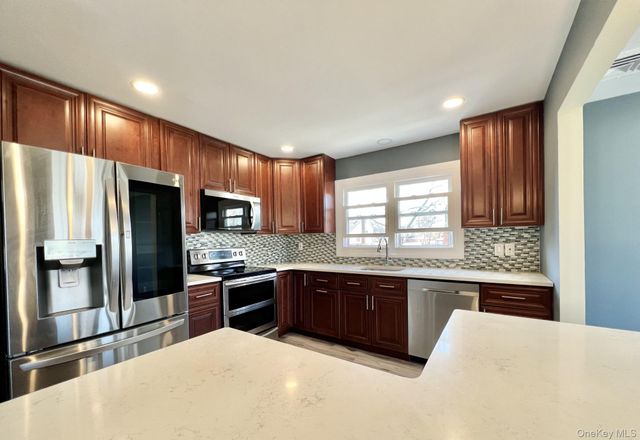 44 Bruce Lane, Westbury, NY 11590