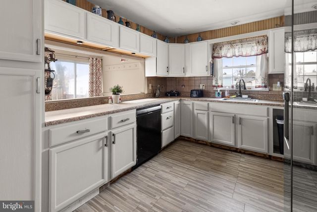61 FRANKLIN AVENUE, Clementon, NJ 08021