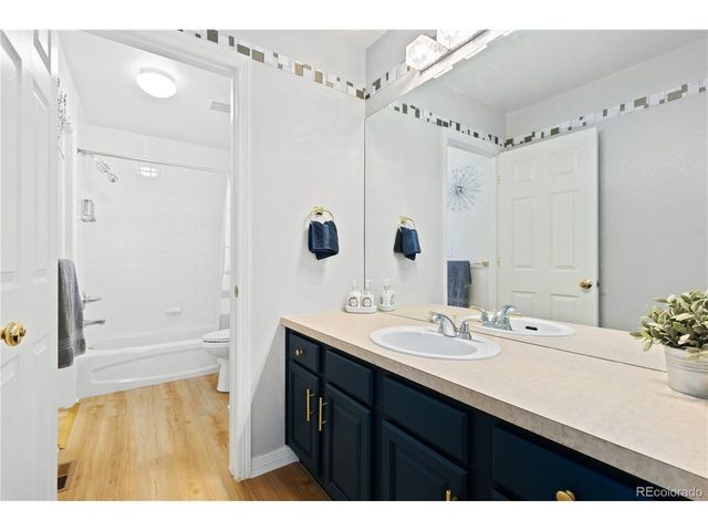 6521 S Walden Way, Aurora, CO 80016