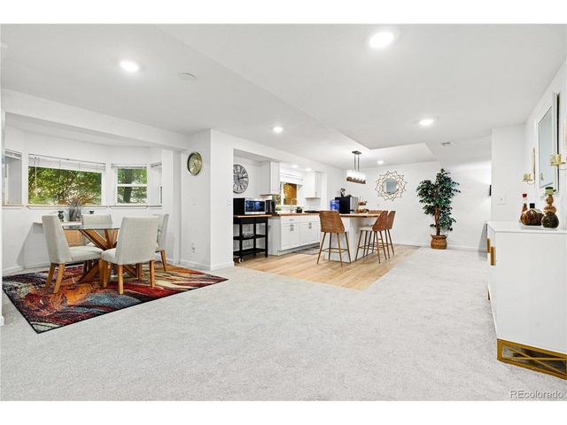 6521 S Walden Way, Aurora, CO 80016